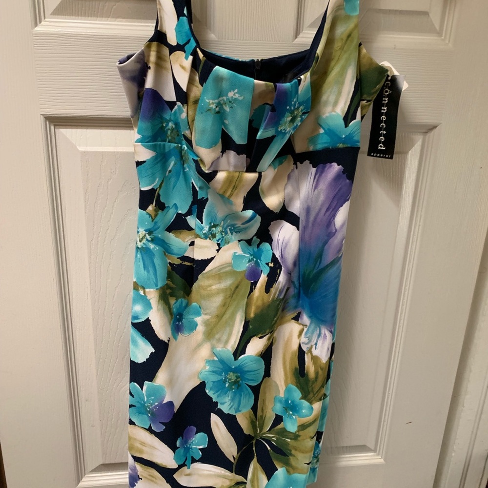 Scrappy Floral Ova the Knee Dress